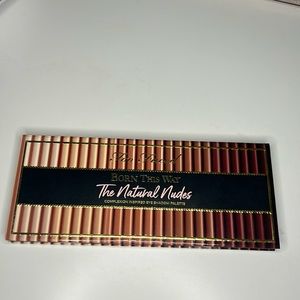 Too faced Born This Way